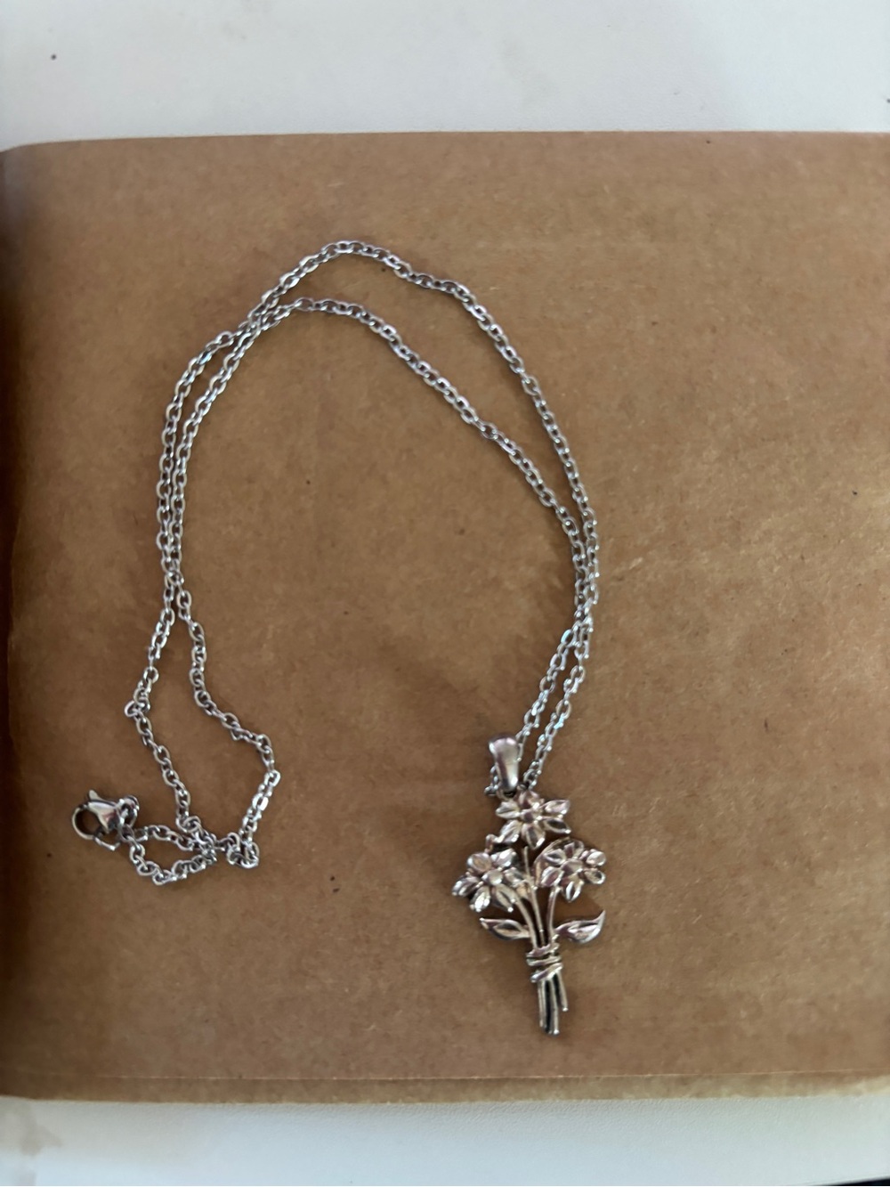 Vintage Silver Floral Bouquet Pendant Necklace
